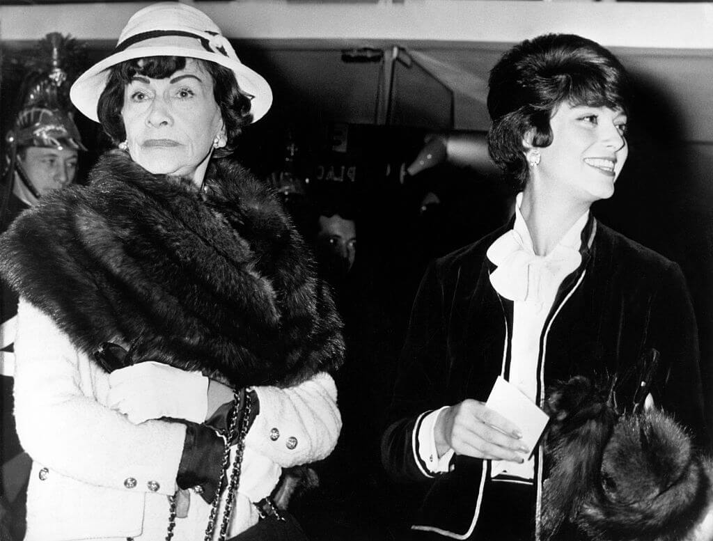 Coco Chanel with the model Marie Helene Arnaud, 13.10.1960 (Guliver Photos/ Getty Images)