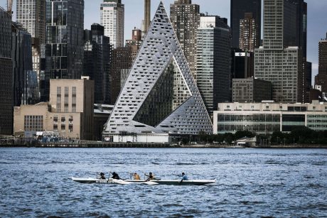 New York Building Pyramid