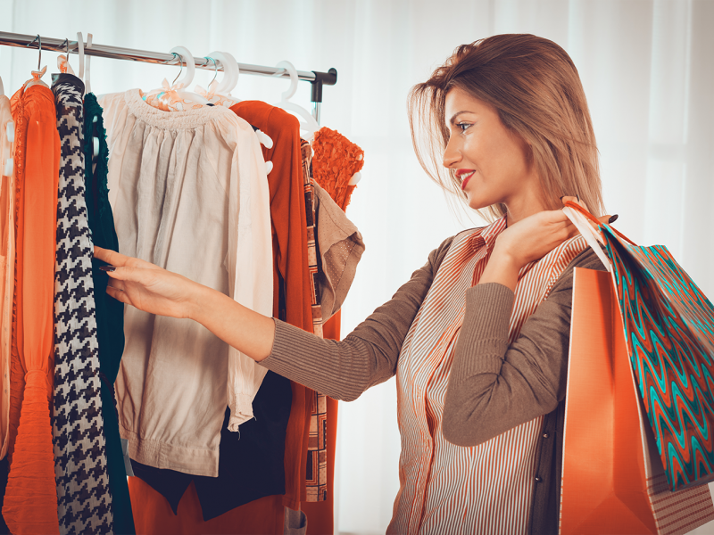 A Complete Guide to Buying Women’s Clothing Online